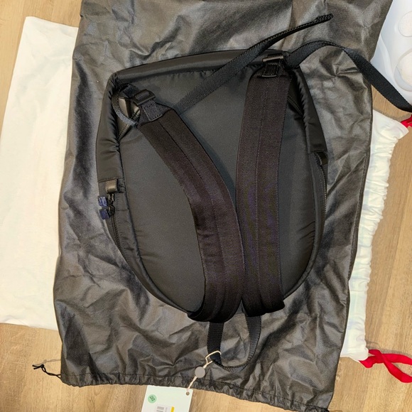 Alexander McQueen backpack 2023 - Picture 4 of 7